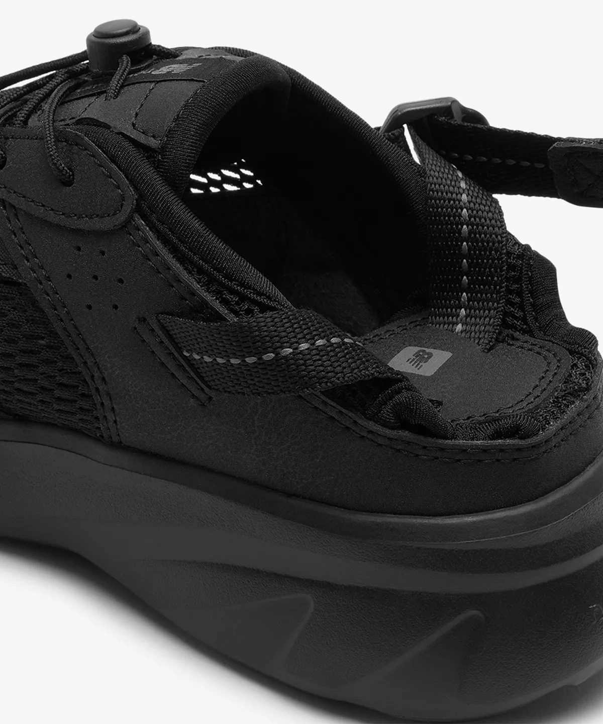 KR New Balance Kave Sandal SD2401 Black SD2401BK | Loftygoods