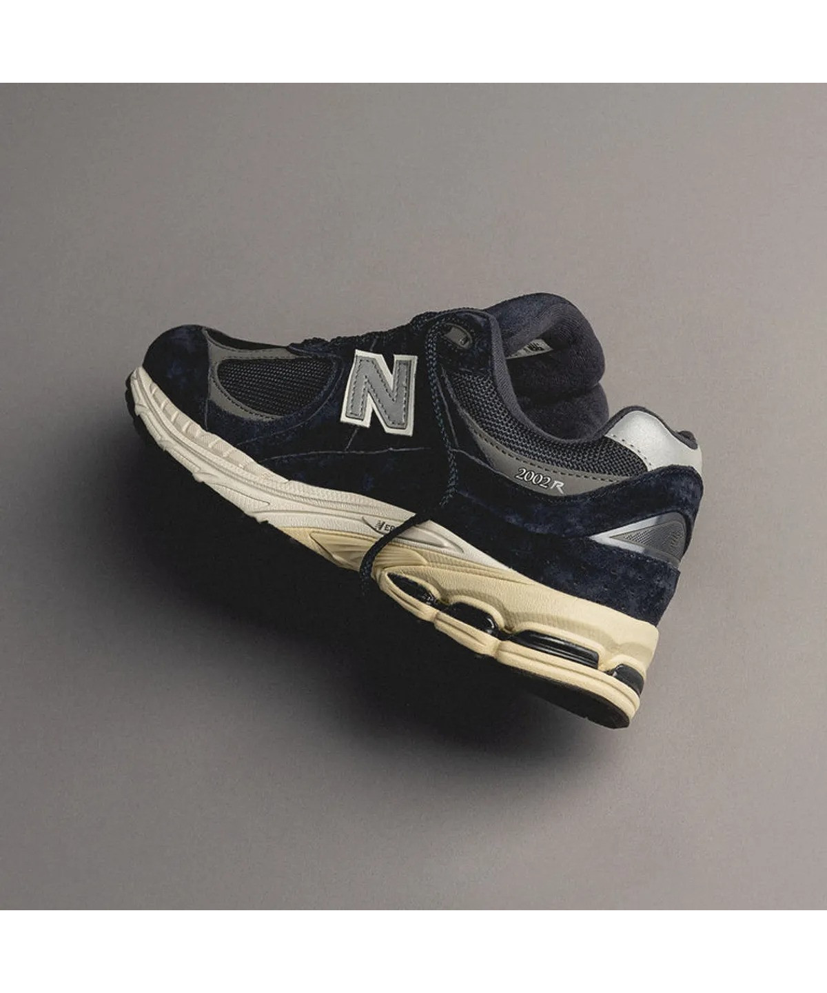 New Balance 2002R M2002RCA Navy Eclipse | Loftygoods