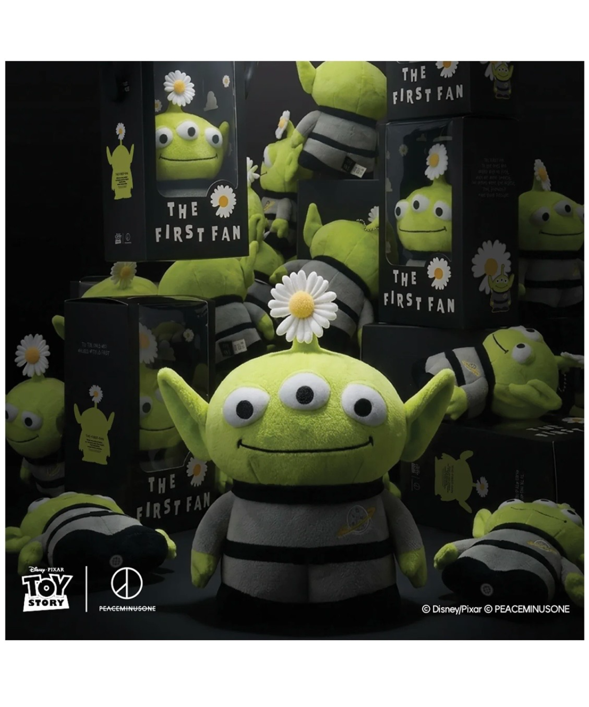 PEACEMINUSONE x Disney Toy Story THE FIRST FAN Plush Key Ring